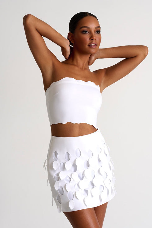 Scalloped Bandeau Top - 52447-26-000 02 / 000 White / 75% POLYAMIDE, 25% ELASTANE